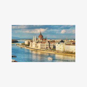 Private boat tour in Budapest for 1 or 2 hours (Trio Explorer Package)